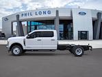 New 2025 Ford F-350 XL Crew Cab 4x4 9' 6" Blue Ridge Manufacturing Steel Flatbed Truck with Gooseneck Hitch for sale #555074 - photo 3