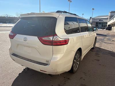Used 2018 Toyota Sienna XLE Minivan for sale #65200B - photo 2
