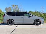 2022 Chrysler Pacifica FWD Minivan for sale #C25D151A - photo 3
