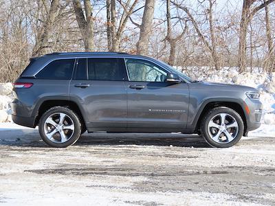 2023 Jeep Grand Cherokee 4WD SUV for sale #C25J210A - photo 2