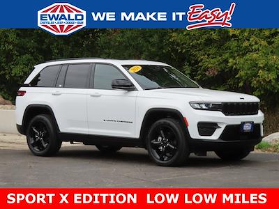 Used 2024 Jeep Grand Cherokee Altitude for sale #C25JEV96A - photo 1