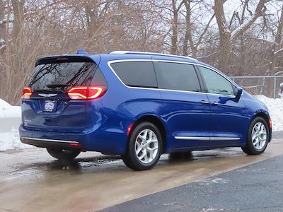 Used 2019 Chrysler Pacifica Touring L Plus Minivan for sale #C26D85A - photo 2