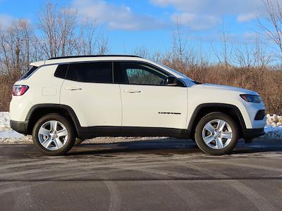 2022 Jeep Compass 4WD SUV for sale #C26J37A - photo 2