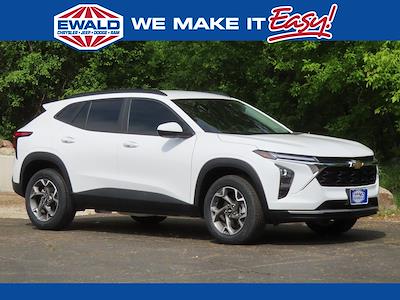 Used 2024 Chevrolet Trax LT SUV for sale #CN3129A - photo 1