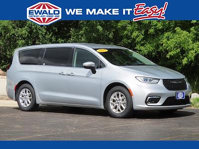 Used 2023 Chrysler Pacifica Touring L Minivan for sale #CN3144 - photo 1