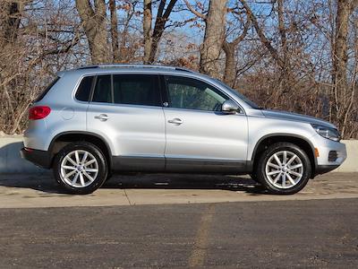 Used 2017 Volkswagen Tiguan - photo 1