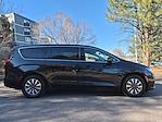2024 Chrysler Pacifica FWD Minivan for sale #28965 - photo 8