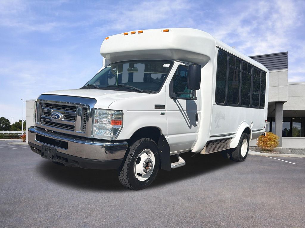 Used 2016 Ford E-350 - photo 6