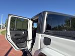2020 Jeep Gladiator Crew Cab 4WD Pickup for sale #625143B - photo 17