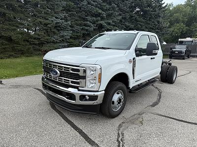 New 2025 Ford F-350 Super Cab Cab Chassis for sale #T32433 - photo 1