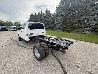 New 2025 Ford F-350 Super Cab Cab Chassis for sale #T32433 - photo 2