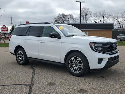 Used 2025 Ford Expedition - photo 1