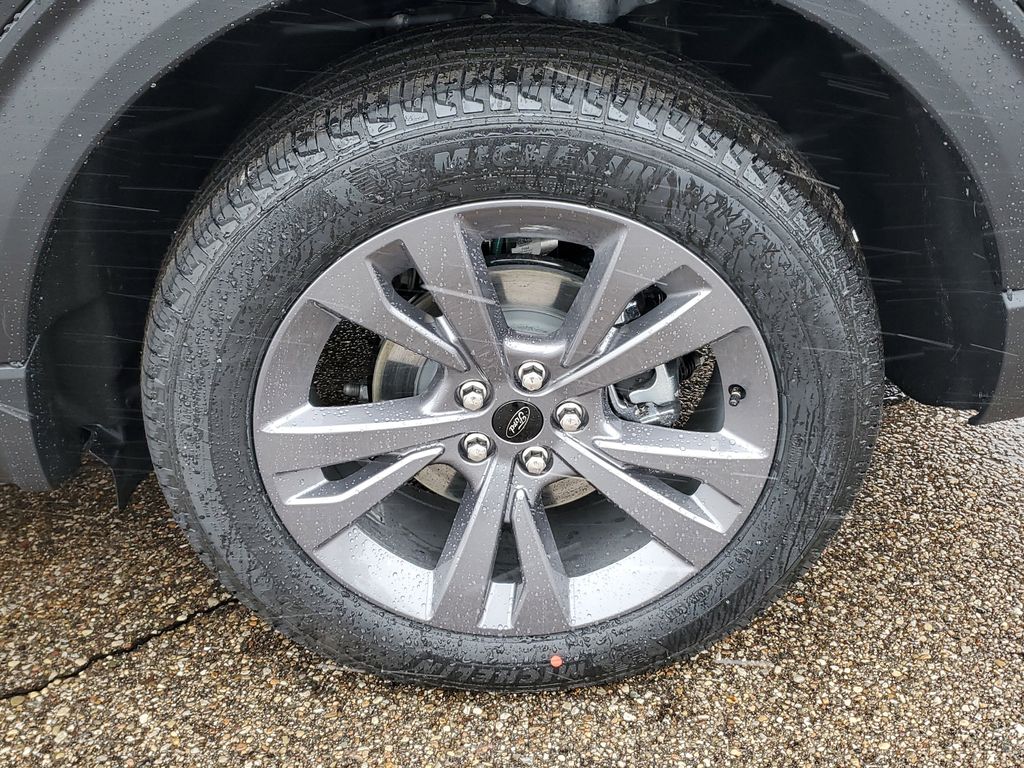 New 2026 Ford Explorer - photo 7
