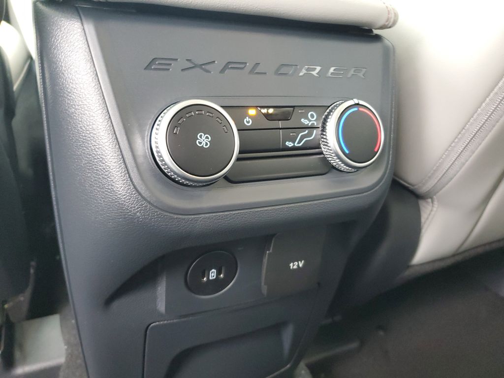 New 2026 Ford Explorer - photo 12