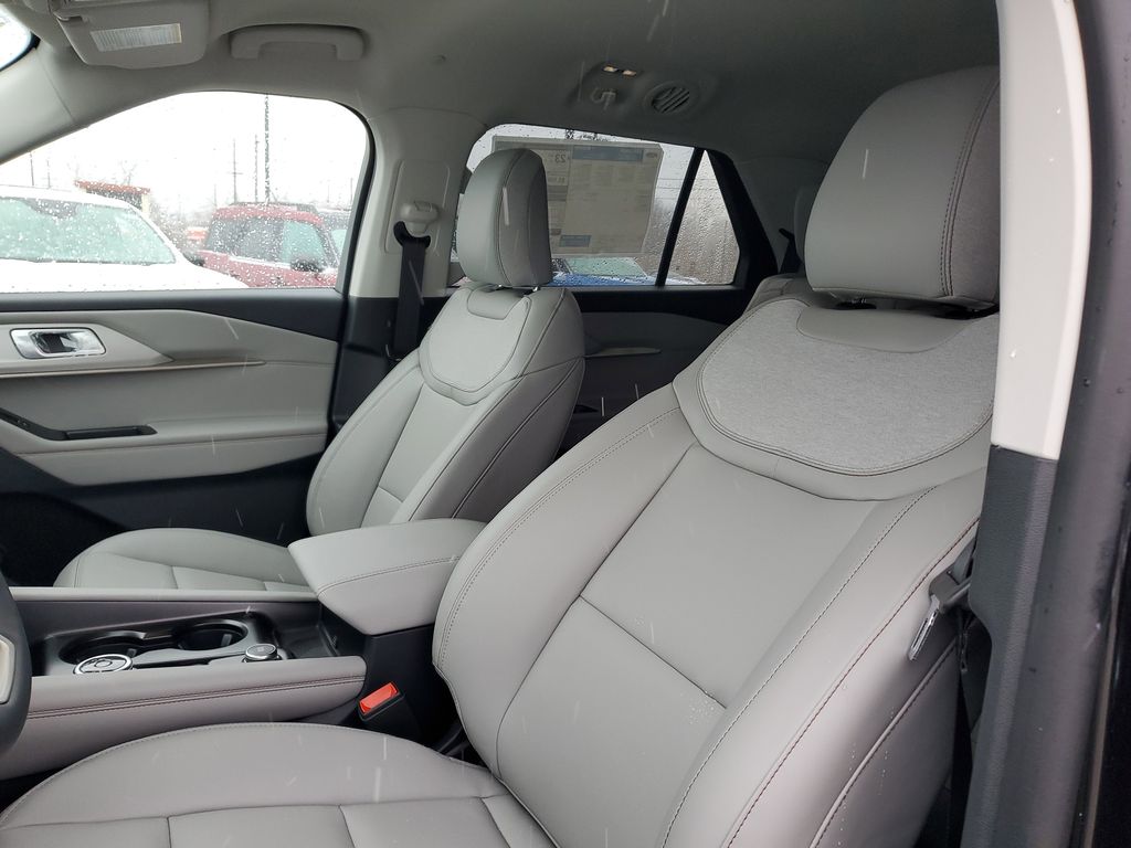 New 2026 Ford Explorer - photo 16
