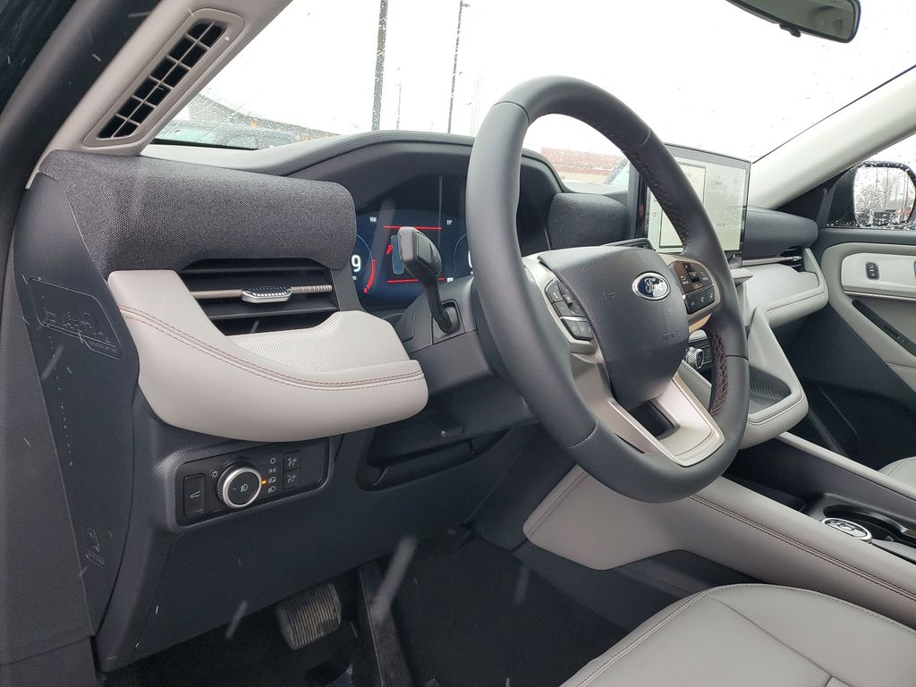New 2026 Ford Explorer - photo 17