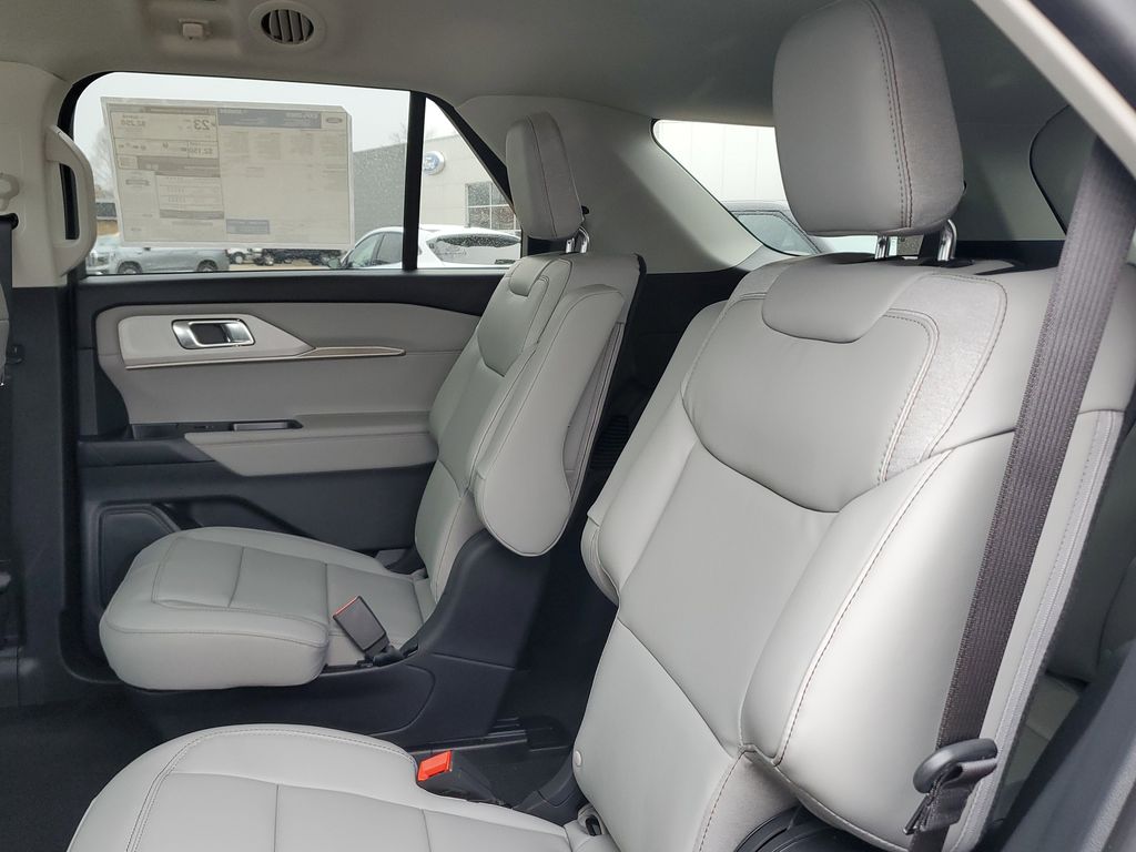 New 2026 Ford Explorer - photo 13