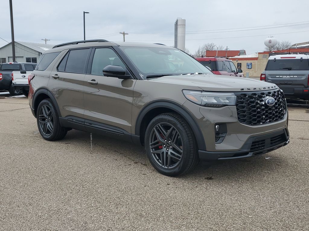 New 2026 Ford Explorer - photo 2