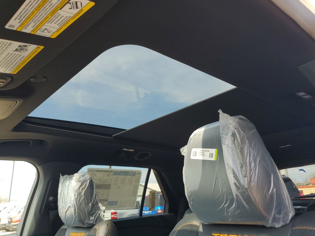 New 2026 Ford Explorer - photo 19