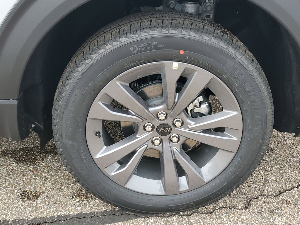New 2026 Ford Explorer - photo 12
