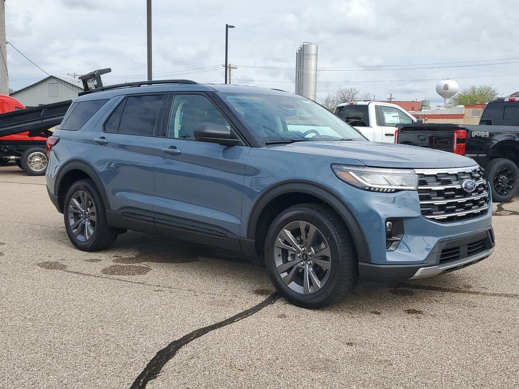 New 2026 Ford Explorer - photo 1