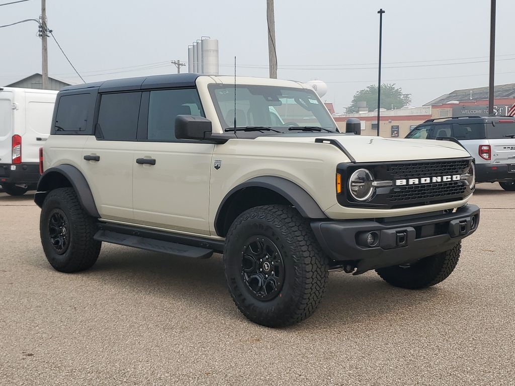 New 2026 Ford Bronco - photo 2