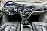 Used 2017 Chrysler Pacifica Touring L Minivan for sale #HR544204PC - photo 4