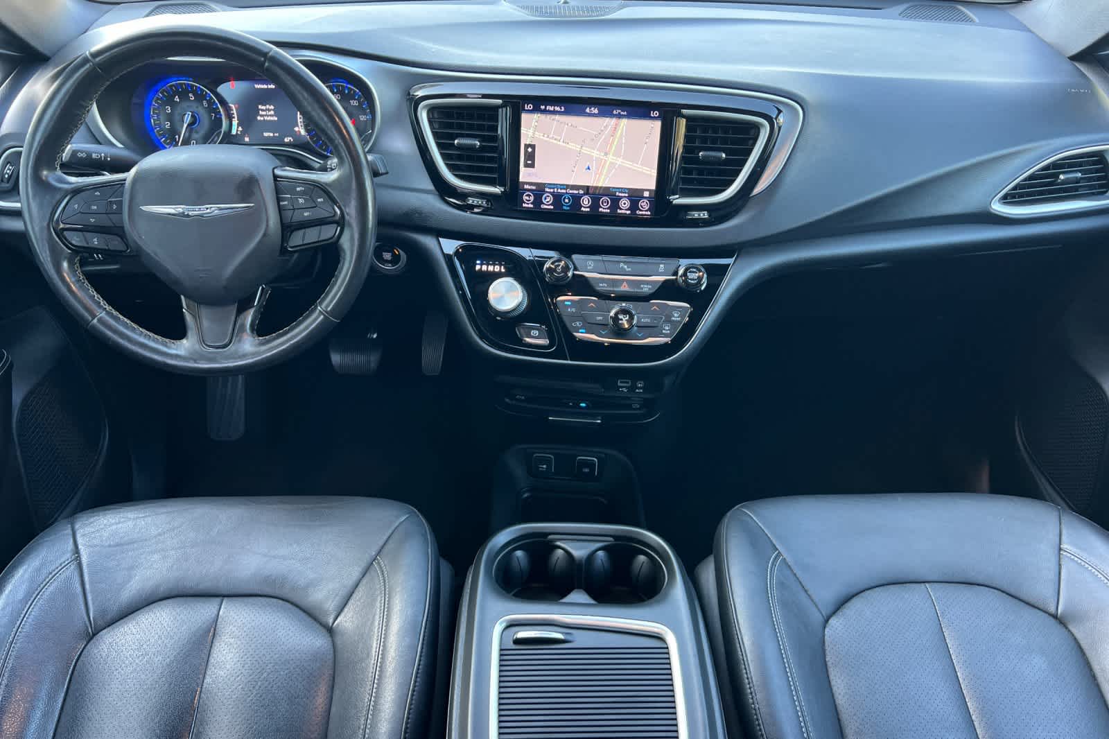 Used 2020 Chrysler Pacifica - photo 7