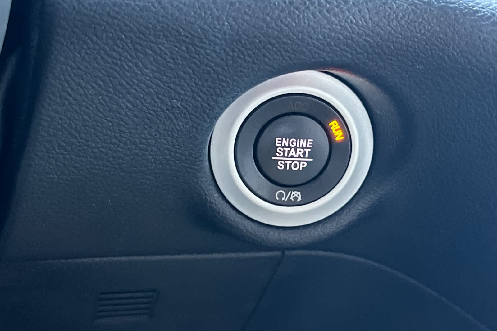 Used 2020 Chrysler Pacifica - photo 27