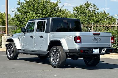 2022 Jeep Gladiator Crew Cab 4WD Pickup for sale #NL111741PR - photo 2