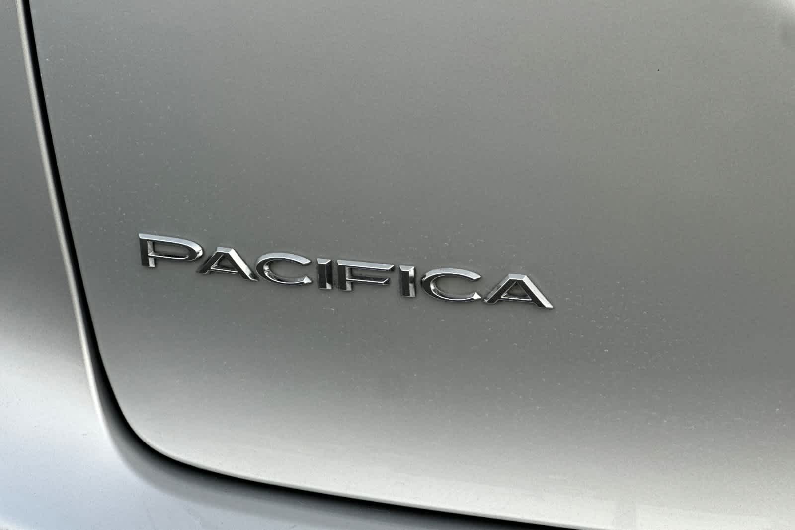 Used 2024 Chrysler Pacifica - photo 31