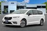 Used 2024 Chrysler Pacifica Select Minivan for sale #RR177927PRC - photo 1