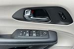 Used 2024 Chrysler Pacifica Select Minivan for sale #RR177927PRC - photo 13