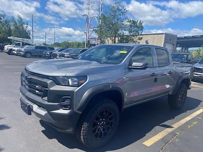 2025 Chevrolet Colorado Crew Cab 4x4 Pickup for sale #S1230759 - photo 2