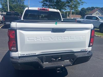 2025 Chevrolet Colorado Crew Cab 4x4 Pickup for sale #S1248275 - photo 2