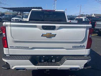 2025 Chevrolet Silverado 1500 Crew Cab 4x4 Pickup for sale #SZ224385 - photo 2