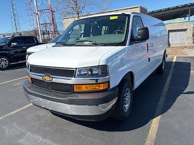 New 2026 Chevrolet Express 3500 - photo 2