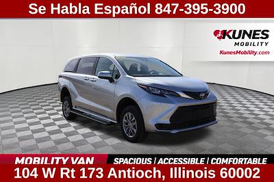 Used 2024 Toyota Sienna LE Minivan for sale #04M1010 - photo 1