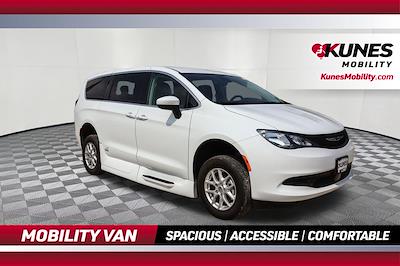 2023 Chrysler Voyager FWD Minivan for sale #04M1016 - photo 1