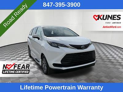 2025 Toyota Sienna AWD Minivan for sale #04M1018 - photo 1