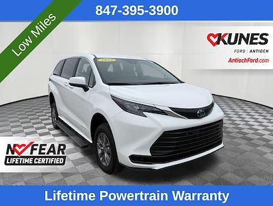 2025 Toyota Sienna FWD Minivan for sale #04M1021 - photo 1