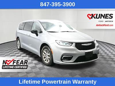 Used 2024 Chrysler Pacifica Touring L Minivan for sale #04P2104 - photo 1