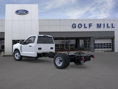2025 Ford F-350 Regular Cab DRW RWD Cab Chassis for sale #251029 - photo 2