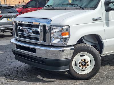Used 2023 Ford E-350 - photo 1