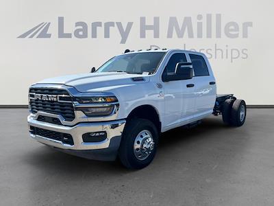 2025 Ram 3500 Crew Cab DRW 4WD Cab Chassis for sale #TDR250355 - photo 1