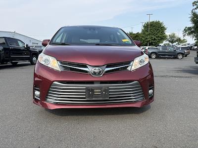 2019 Toyota Sienna 4x2 Minivan for sale #45737B - photo 2