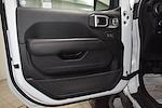 2020 Jeep Gladiator Crew Cab 4WD Pickup for sale #50222A - photo 44