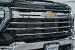 2025 Chevrolet Silverado 2500 Crew Cab 4x4 Pickup for sale #50357 - photo 20