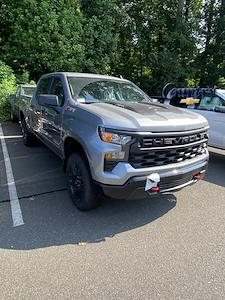 New 2025 Chevrolet Silverado 1500 Custom Crew Cab 4x4 Pickup for sale #50405 - photo 1
