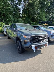 New 2025 Chevrolet Silverado 1500 Custom Crew Cab 4x4 Pickup for sale #50410 - photo 1